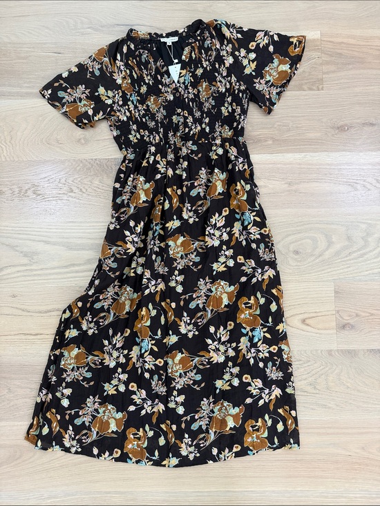 Baltic Born Dresses & Skirts - NWT Baltic Born Hathaway Midi Dress Black Floral Smocked Size M